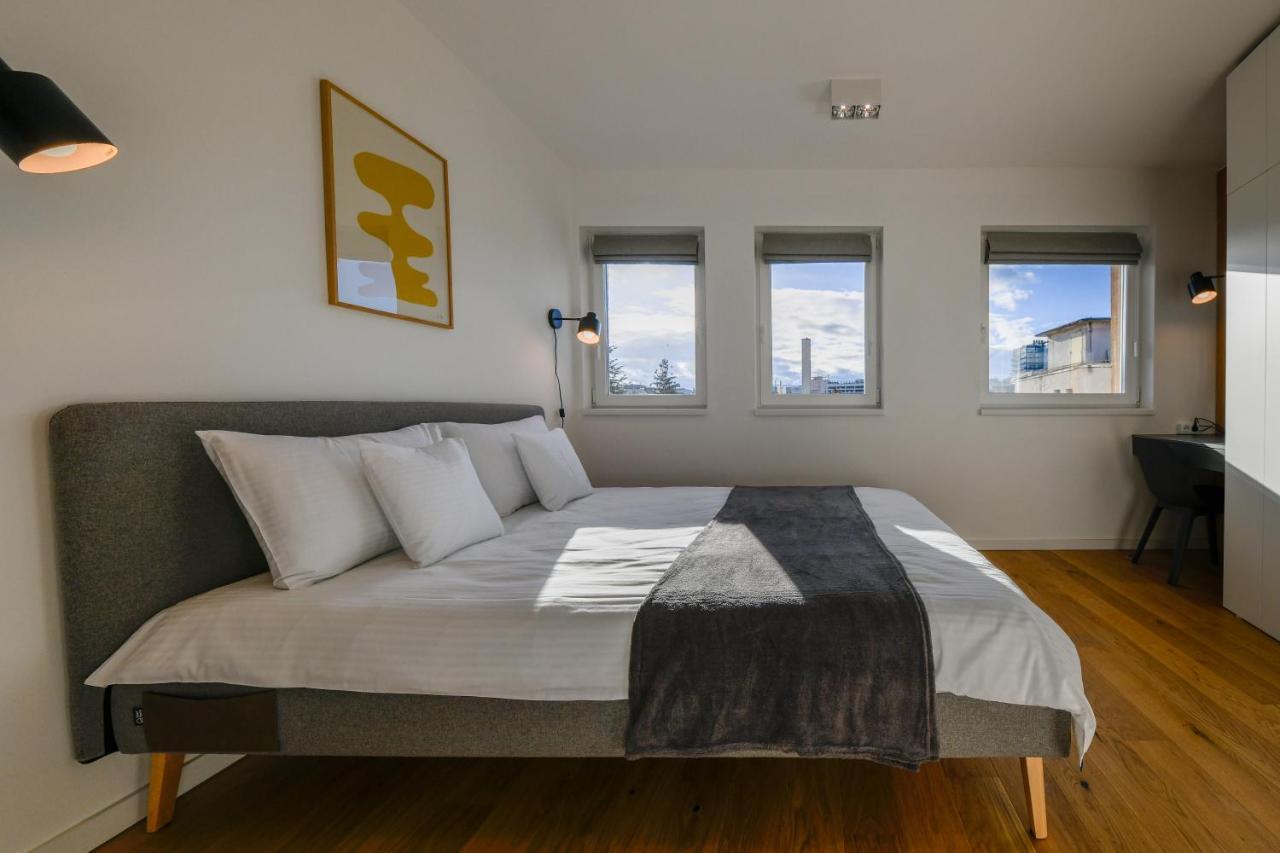 Charming 2 Bedroom Apartment 클루지나포카 외부 사진