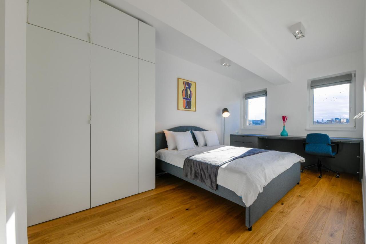 Charming 2 Bedroom Apartment 클루지나포카 외부 사진