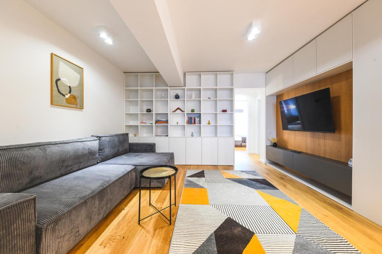 Charming 2 Bedroom Apartment 클루지나포카 외부 사진